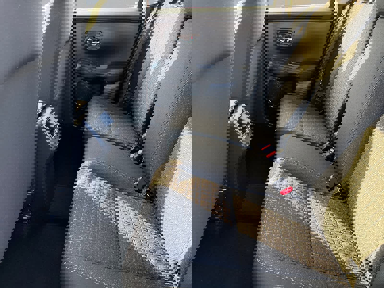 Used 2023 Honda HR-V LX image 18