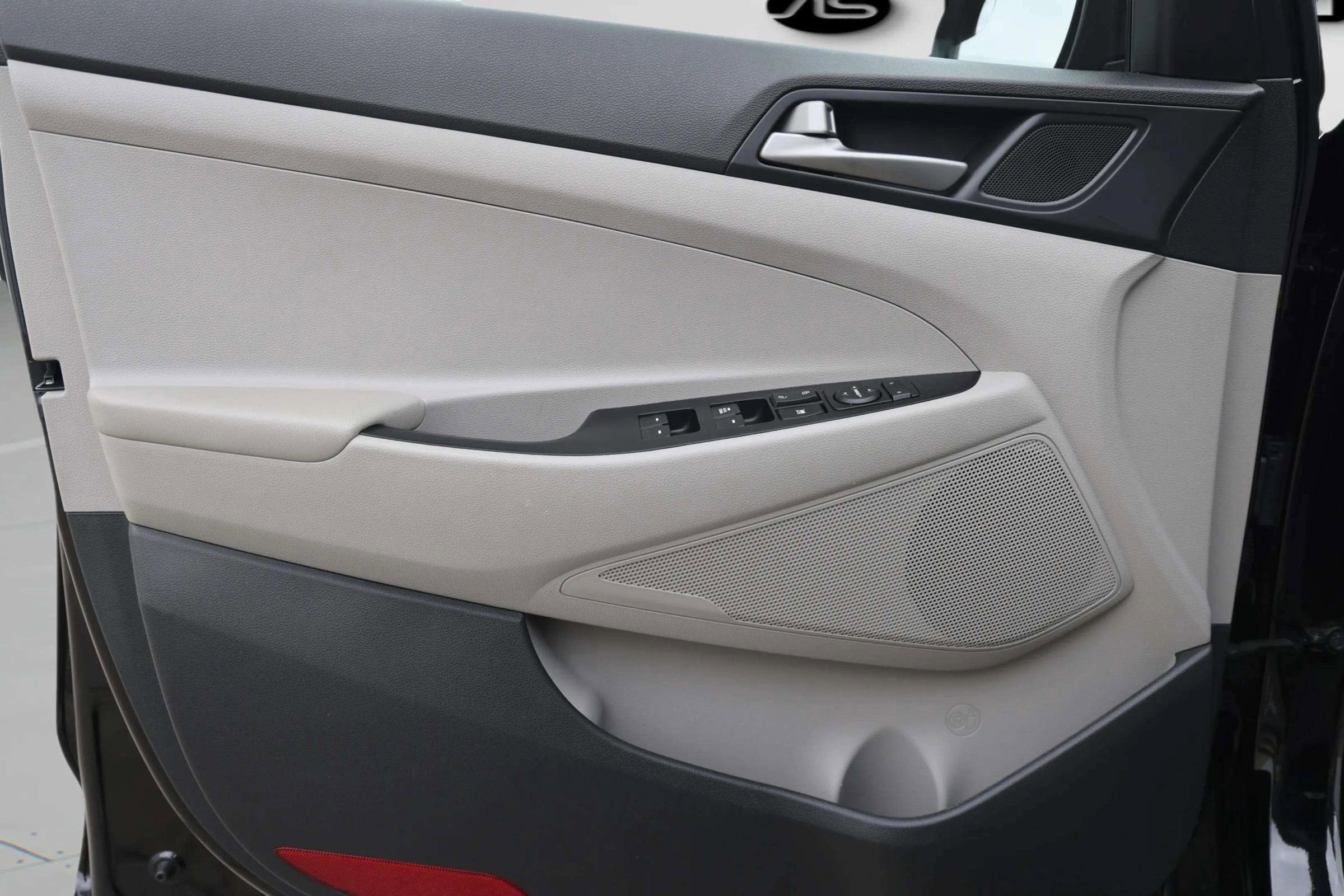 Used 2018 Hyundai Tucson SE image 14