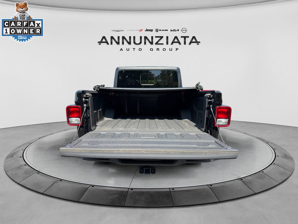 Used 2022 Jeep Gladiator Overland w/ Popular Equipment Package AWD/4WD image 18