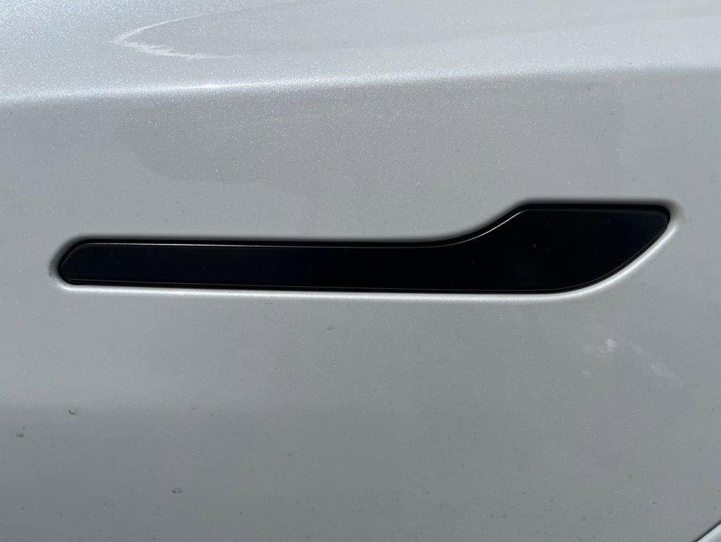 Used 2022 Tesla Model 3 Long Range AWD/4WD image 17