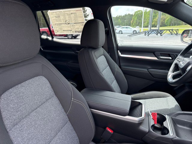 New 2025 GMC Terrain Elevation image 11