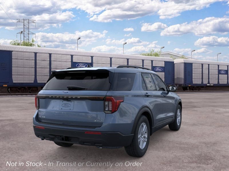 New 2026 Ford Explorer Active AWD/4WD image 8