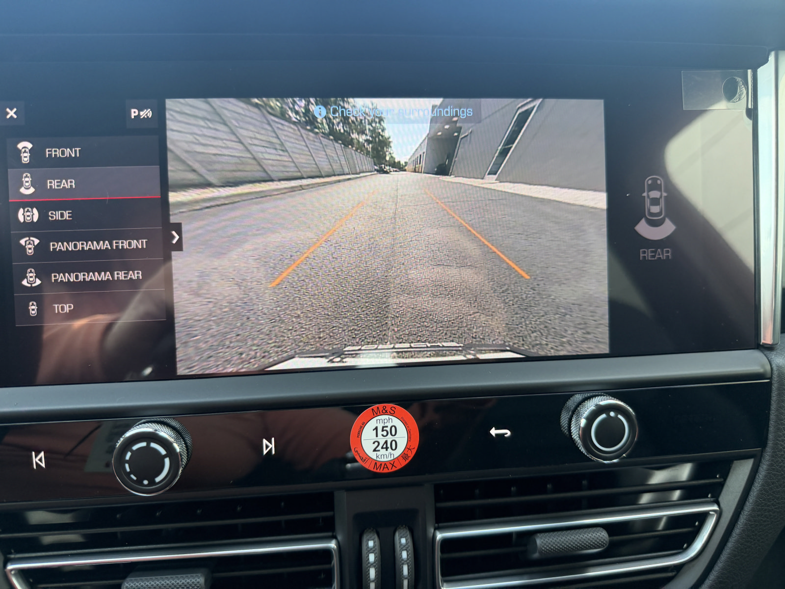 New 2026 Porsche Macan AWD/4WD image 29