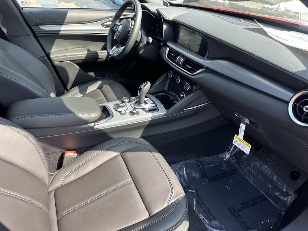 New 2026 Alfa Romeo Stelvio Sprint AWD/4WD image 19