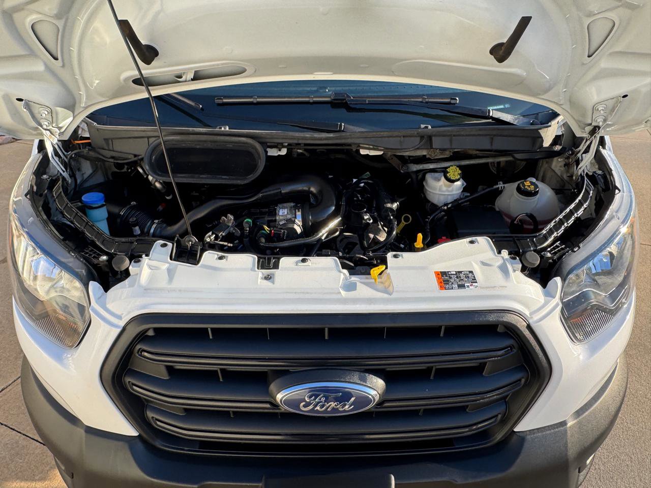 Used 2020 Ford Transit 250 Medium Roof w/ Load Area Protection Package RWD image 23