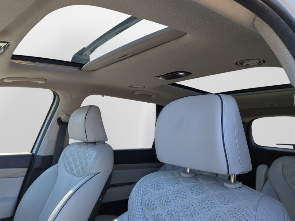 Used 2021 Hyundai Palisade Limited image 8