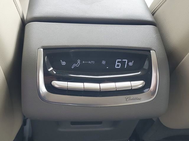 Used 2025 Cadillac XT6 Premium Luxury AWD/4WD image 6