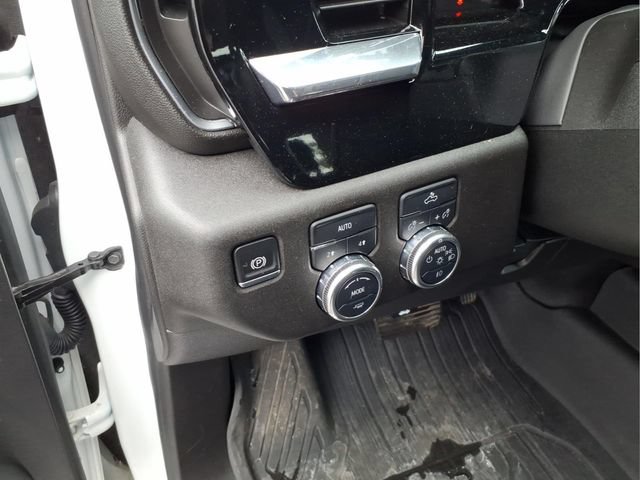 Used 2024 GMC Sierra 1500 Elevation w/ LPO, Elevation Black Package AWD/4WD image 20