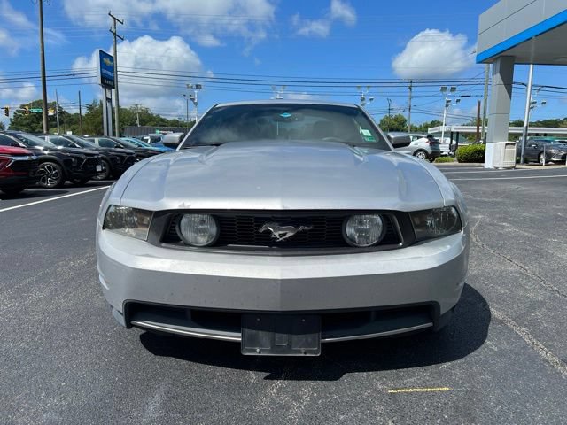 Used 2011 Ford Mustang GT Premium w/ Comfort Pkg RWD image 2
