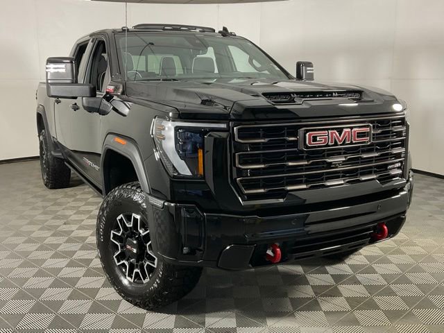Used 2025 GMC Sierra 2500 AT4X image 46