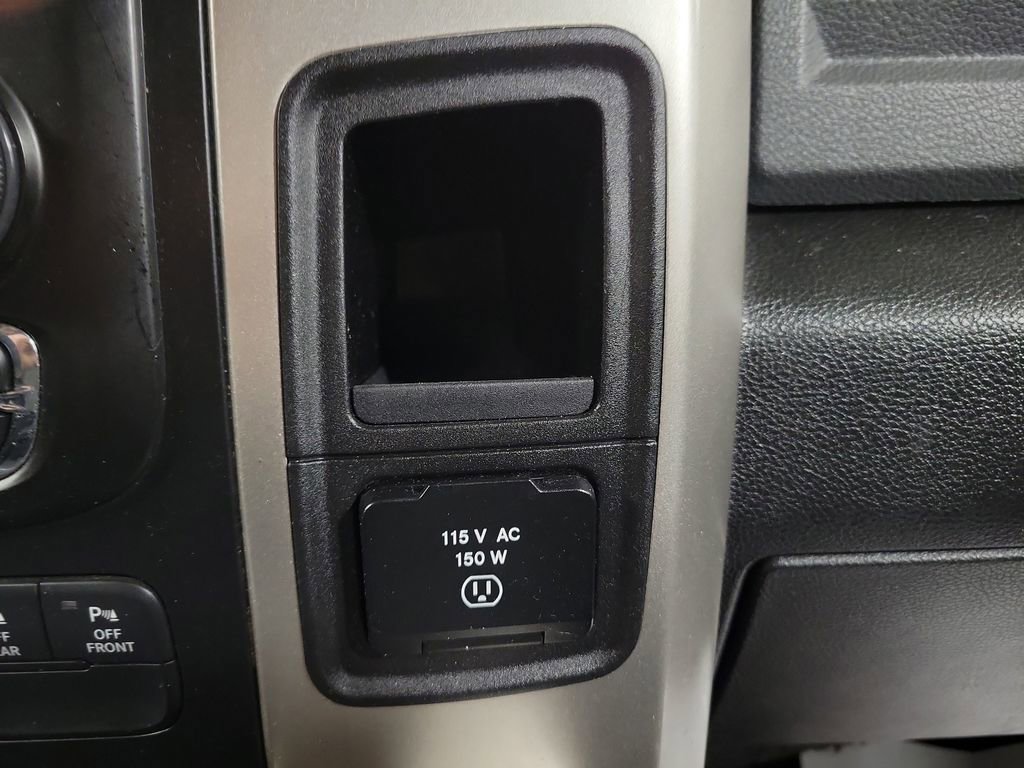 Used 2018 RAM 1500 Big Horn image 17