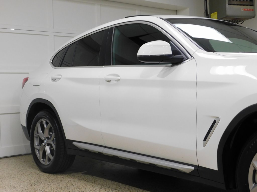 Used 2023 BMW X4 xDrive30i image 9