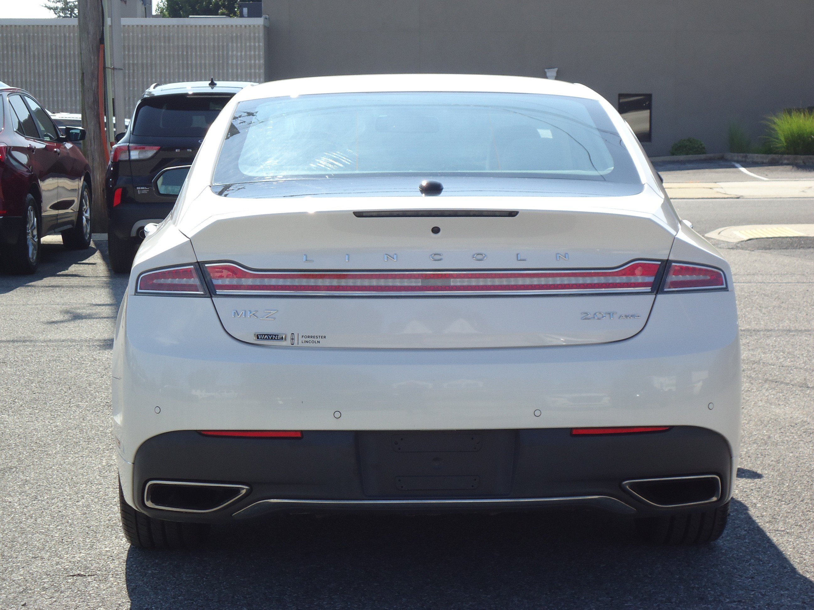 Used 2020 Lincoln MKZ Reserve w/ Monochromatic Package AWD/4WD image 4