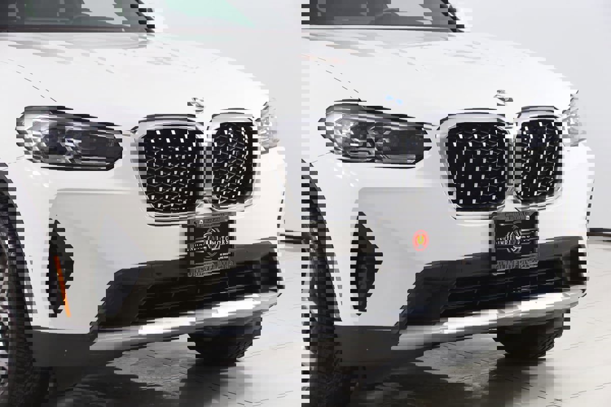 Used 2022 BMW X4 xDrive30i w/ Convenience Package image 43
