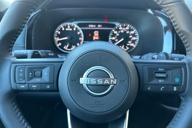 New 2025 Nissan Pathfinder SV w/ Black Appearance Package image 20