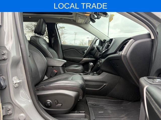 Used 2022 Jeep Cherokee Limited w/ Elite Package image 3