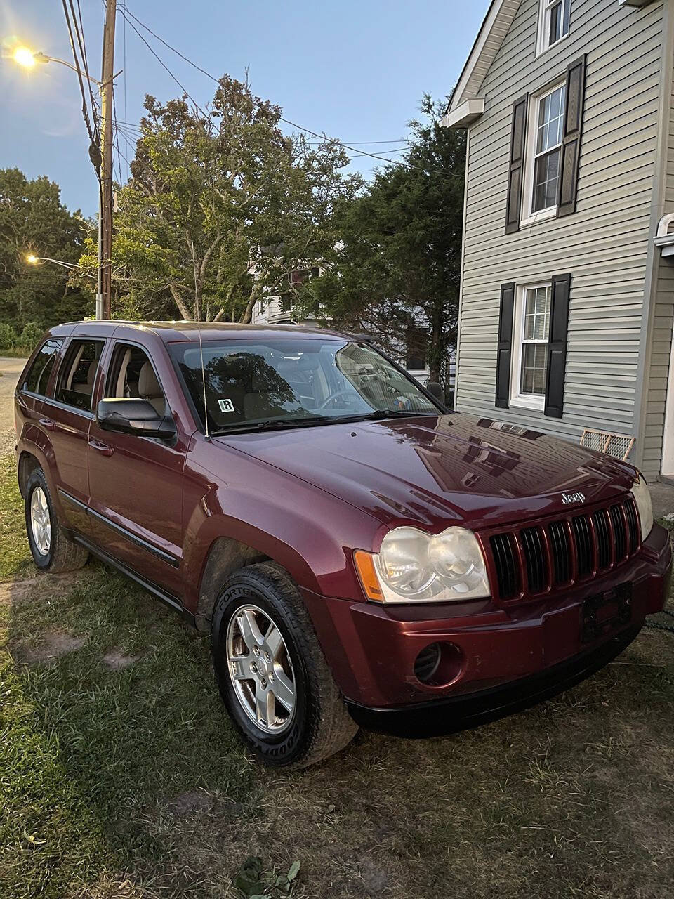 Used 2007 Jeep Grand Cherokee Laredo AWD/4WD image 3