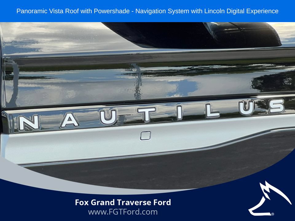 Used 2026 Lincoln Nautilus Reserve AWD/4WD image 2