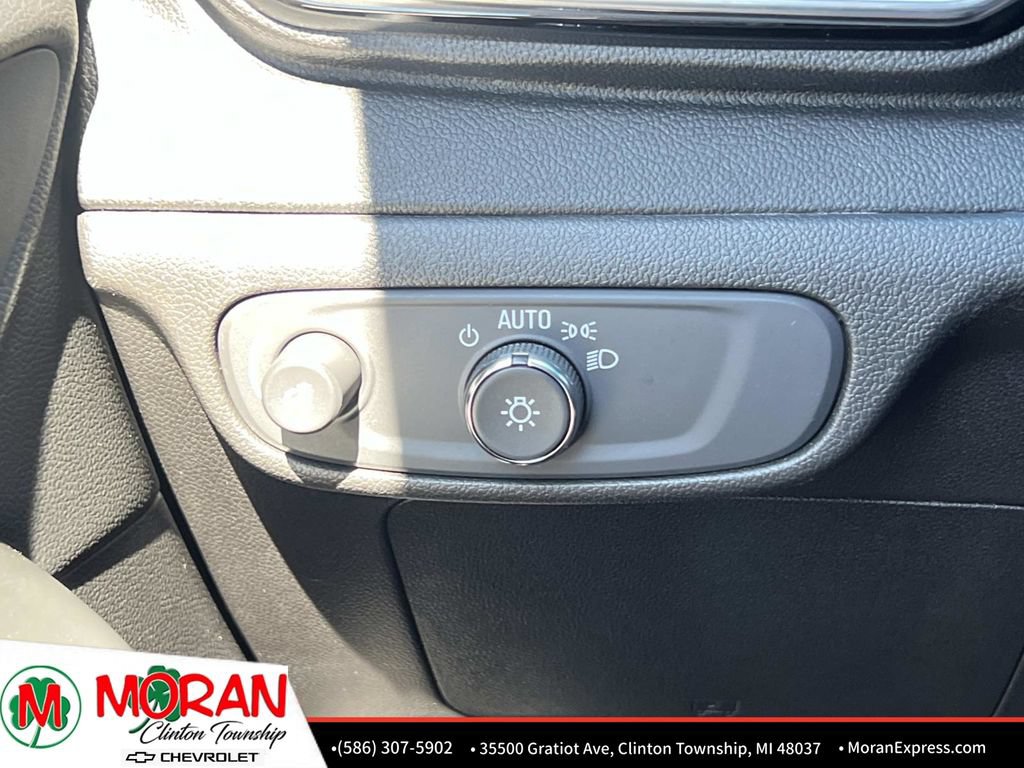 Certified 2023 Chevrolet Bolt LT w/ Infotainment Package FWD image 28