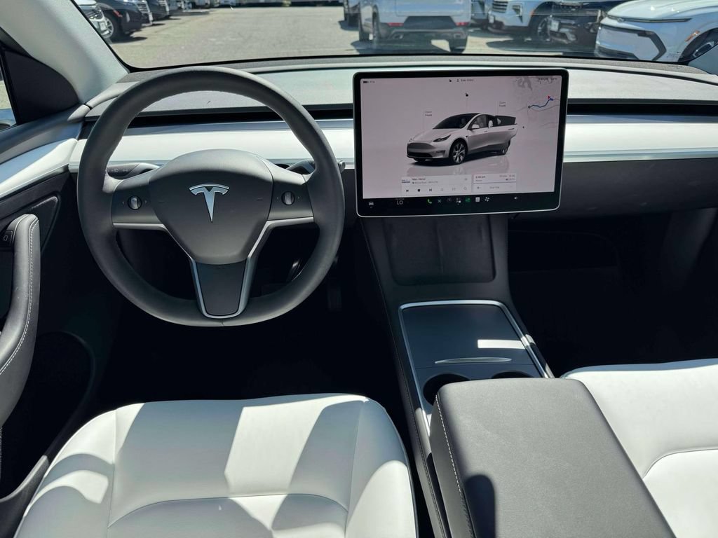 Used 2023 Tesla Model Y Long Range AWD/4WD image 20