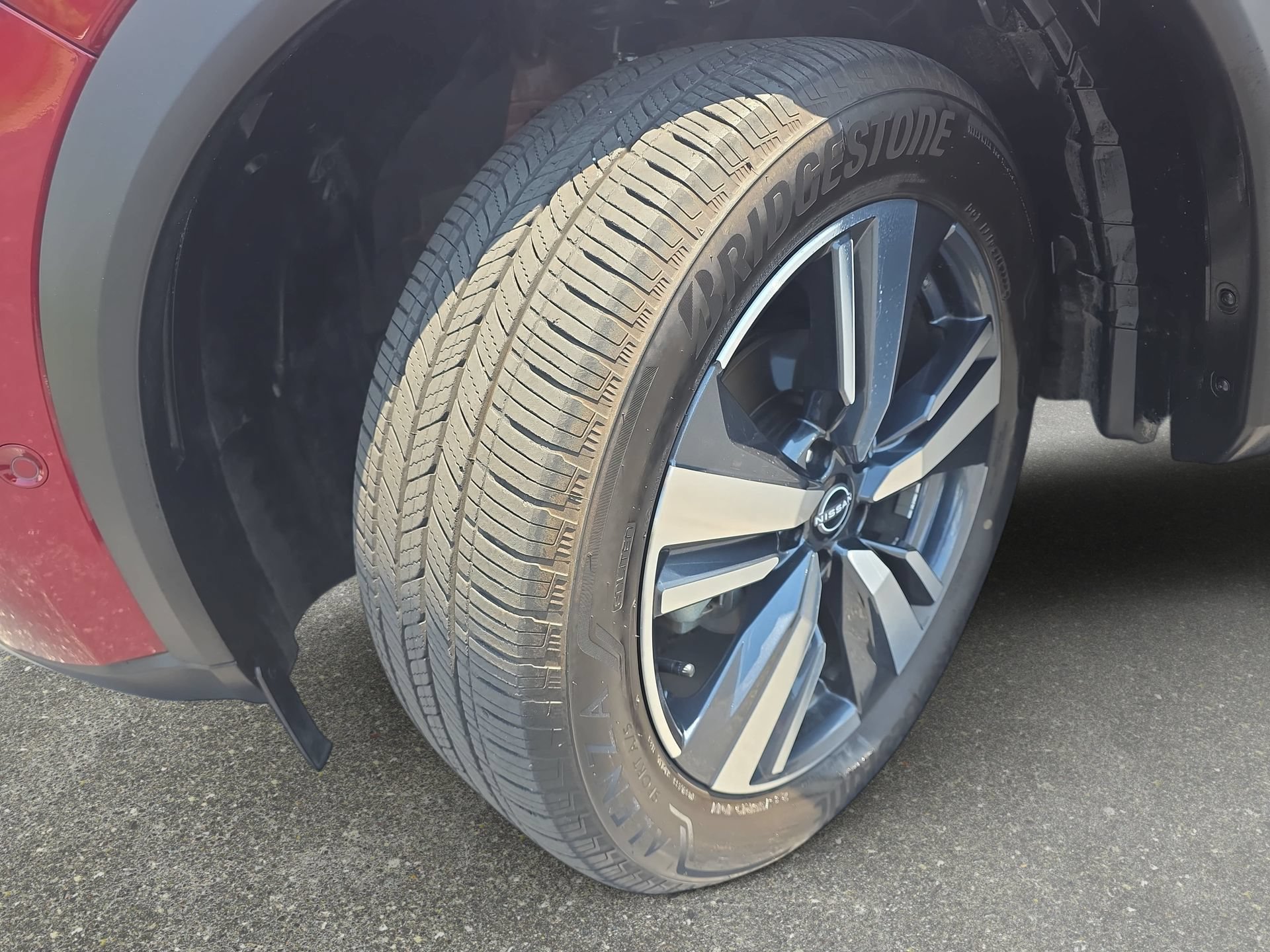 Used 2023 Nissan Rogue Platinum FWD image 30