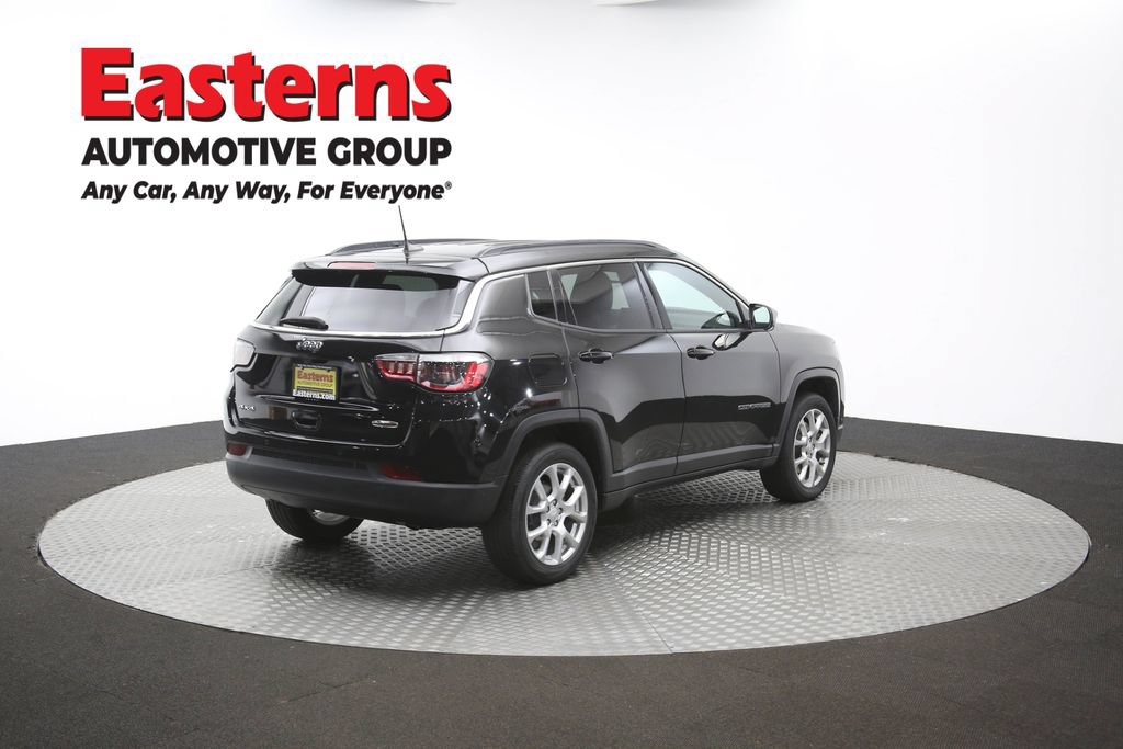 Used 2024 Jeep Compass Latitude AWD/4WD image 39