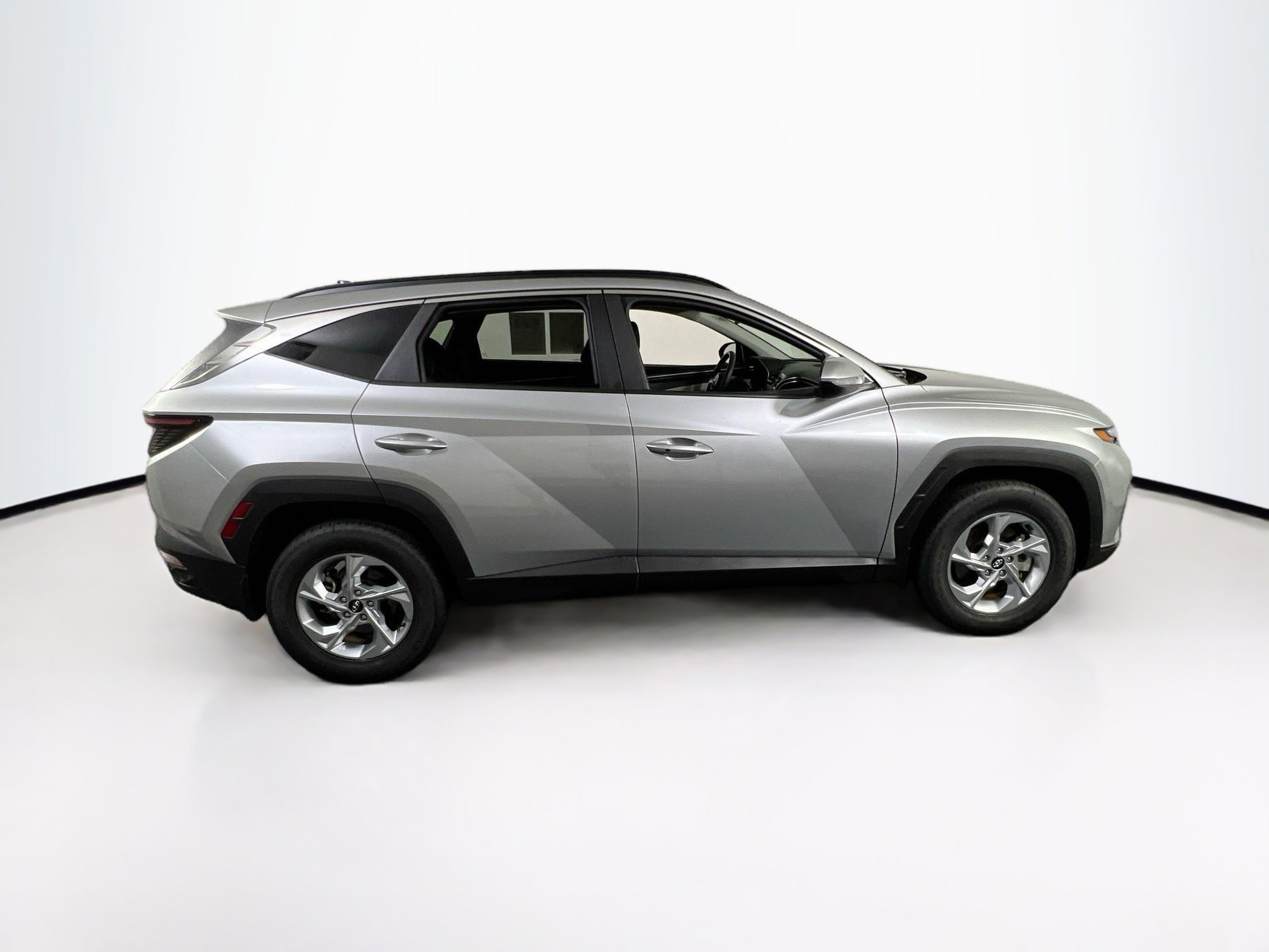 Used 2022 Hyundai Tucson SEL w/ Cargo Package image 4