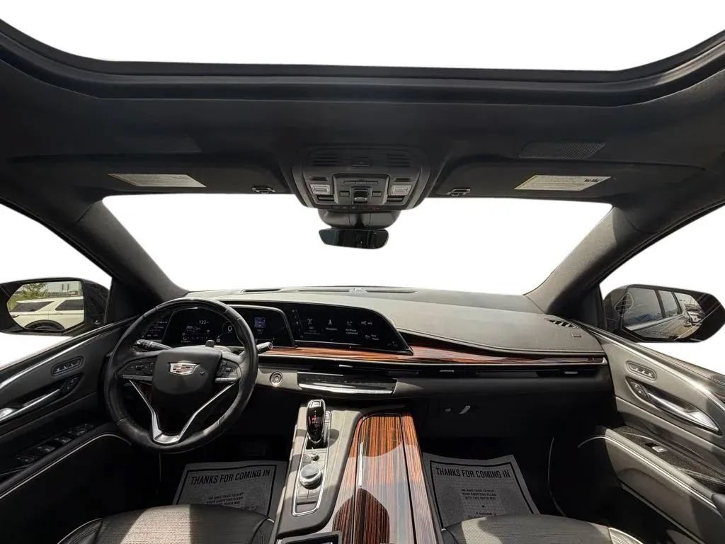 Used 2023 Cadillac Escalade Premium Luxury AWD/4WD image 10