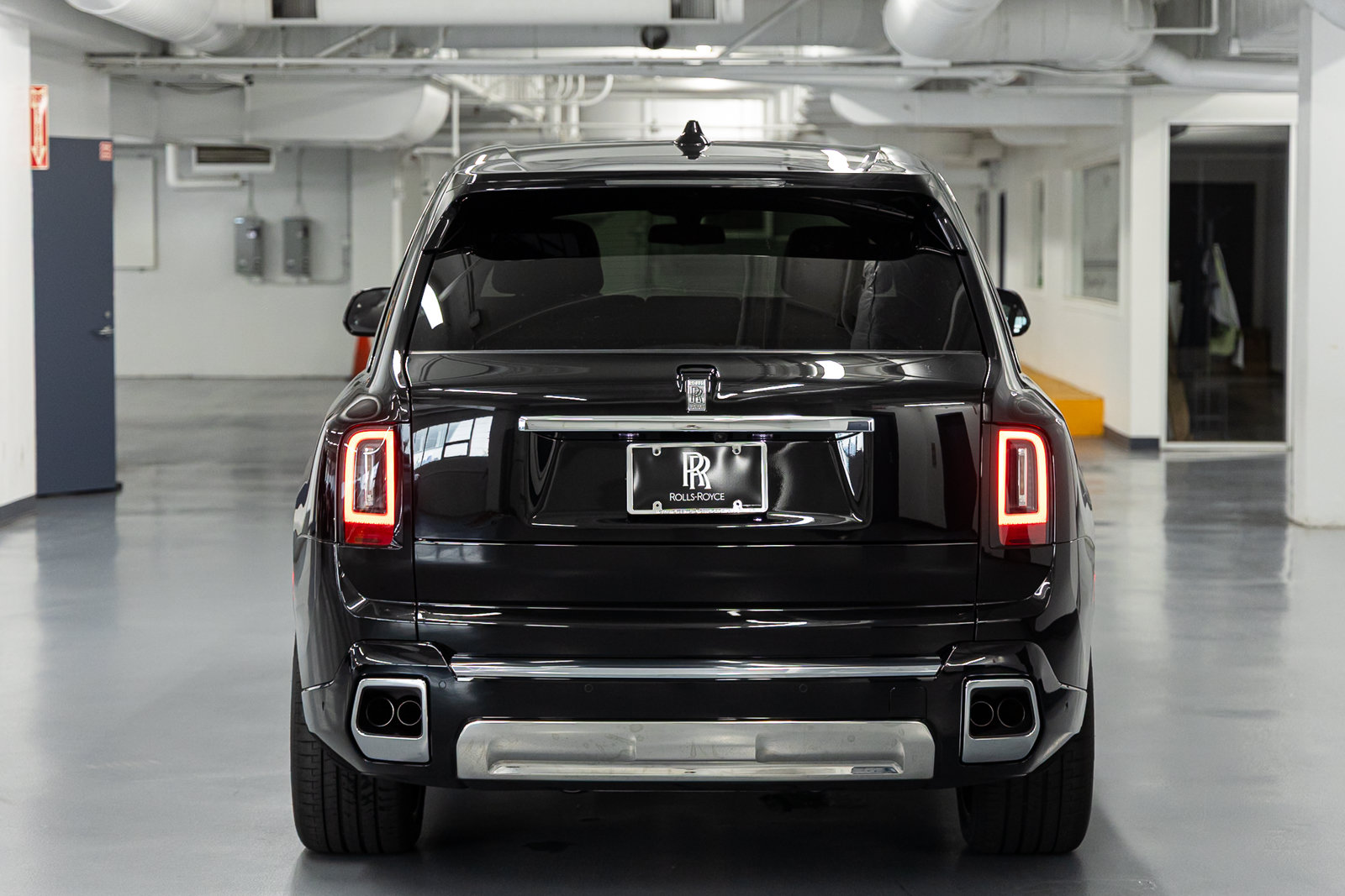 New 2027 Rolls-Royce Cullinan AWD/4WD image 4