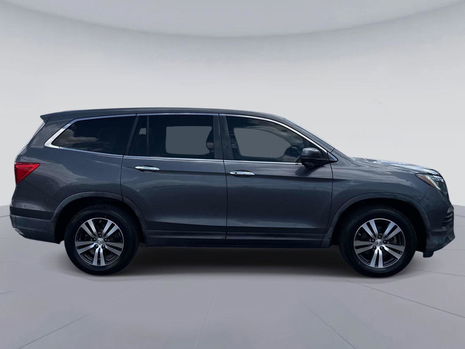 Used 2016 Honda Pilot EX-L image 2
