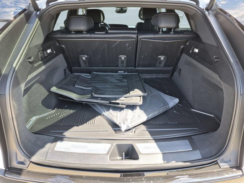 New 2026 Cadillac Lyriq Premium Sport AWD/4WD image 16