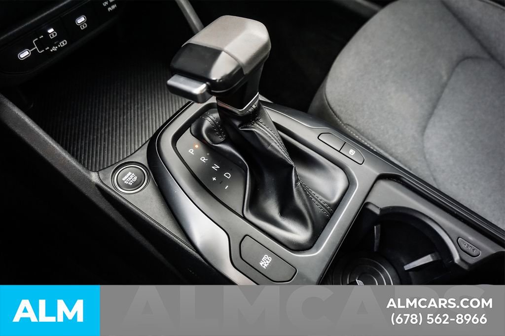 Used 2025 Kia K4 FWD image 38