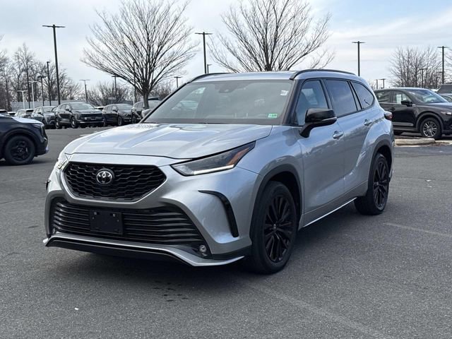 Used 2024 Toyota Highlander XSE image 5