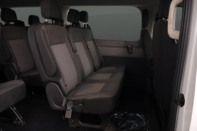 Used 2022 Ford Transit 350 XLT RWD image 14