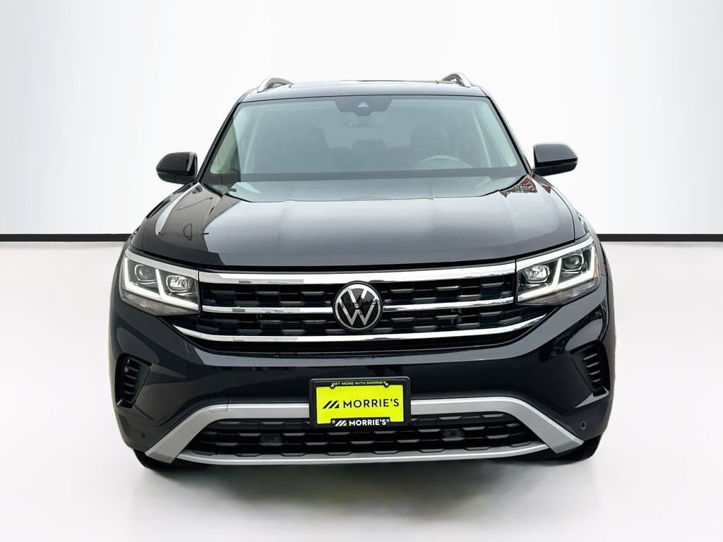 Used 2023 Volkswagen Atlas SEL AWD/4WD image 2