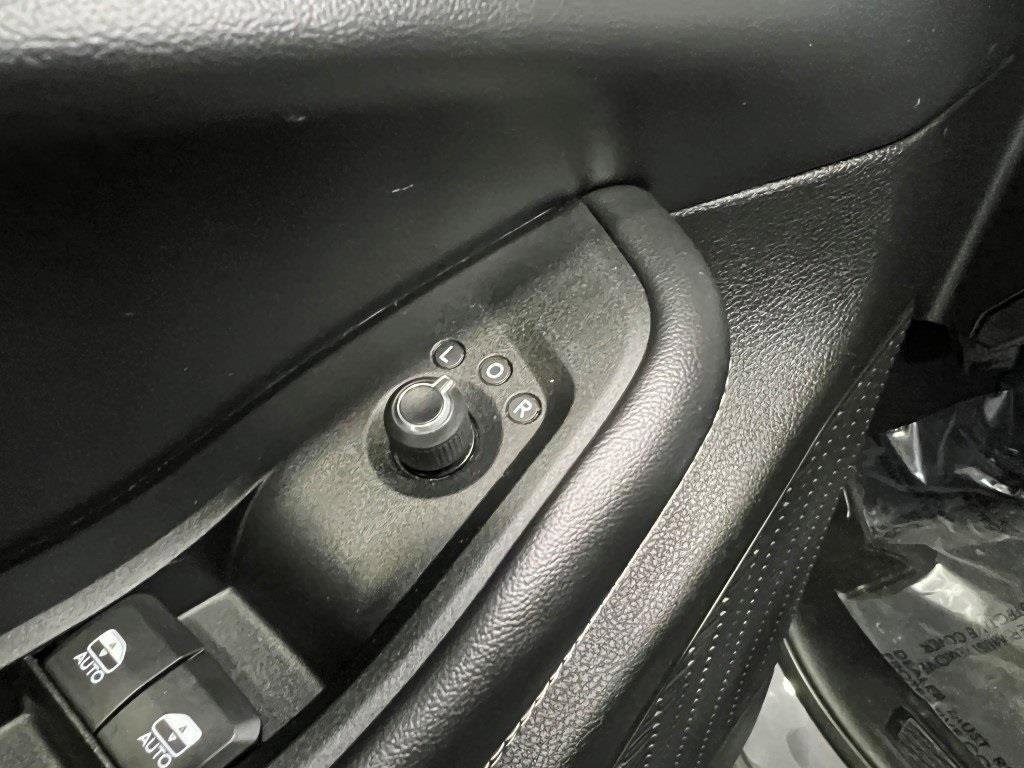 Used 2024 Jeep Grand Cherokee Altitude image 30