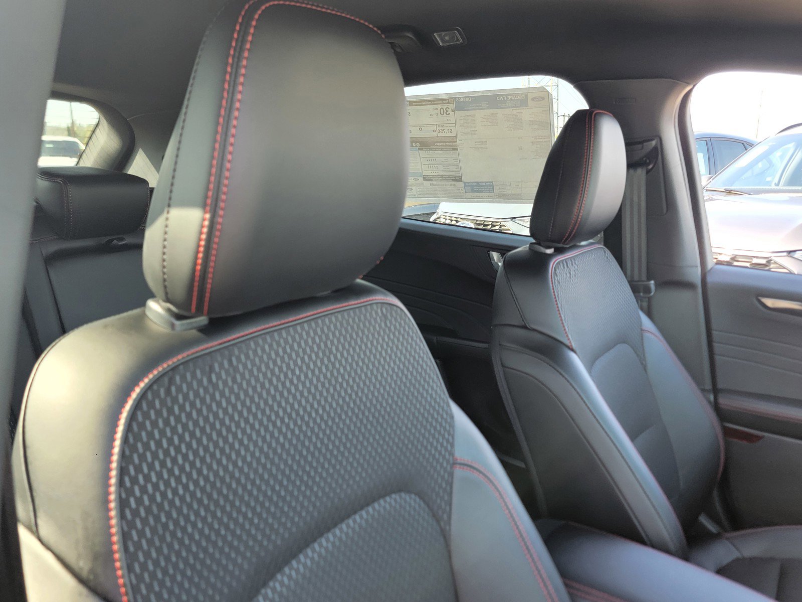 New 2025 Ford Escape ST-Line w/ Tech Pack #1 image 14