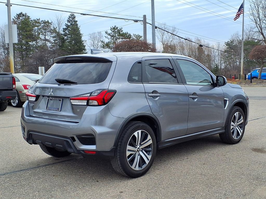 Used 2024 Mitsubishi Outlander Sport SE image 5