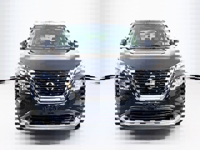 Certified 2023 Nissan Rogue SV w/ SV Premium B Package image 2