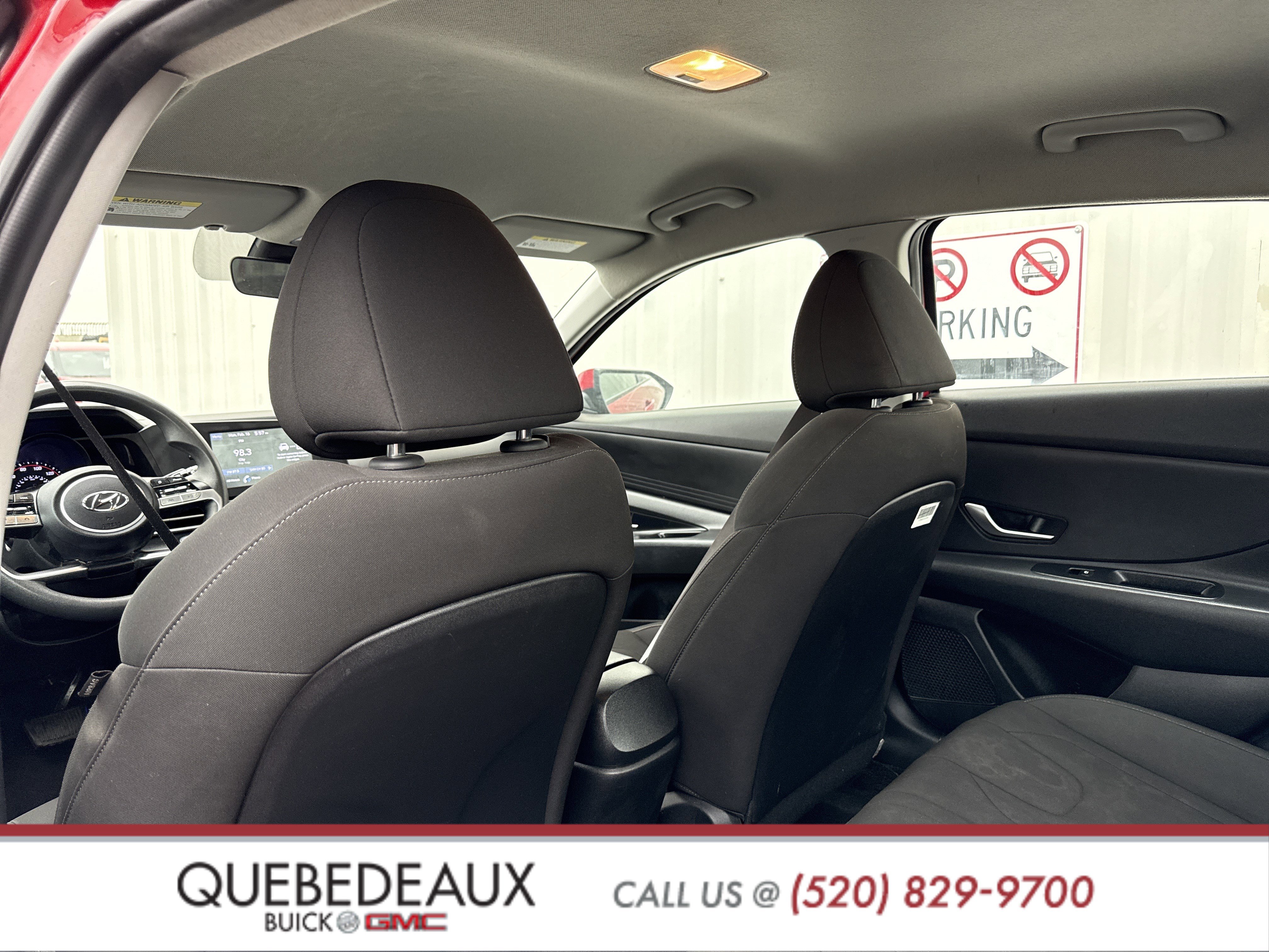 Used 2023 Hyundai Elantra SEL w/ Preferred Accessory Package image 21