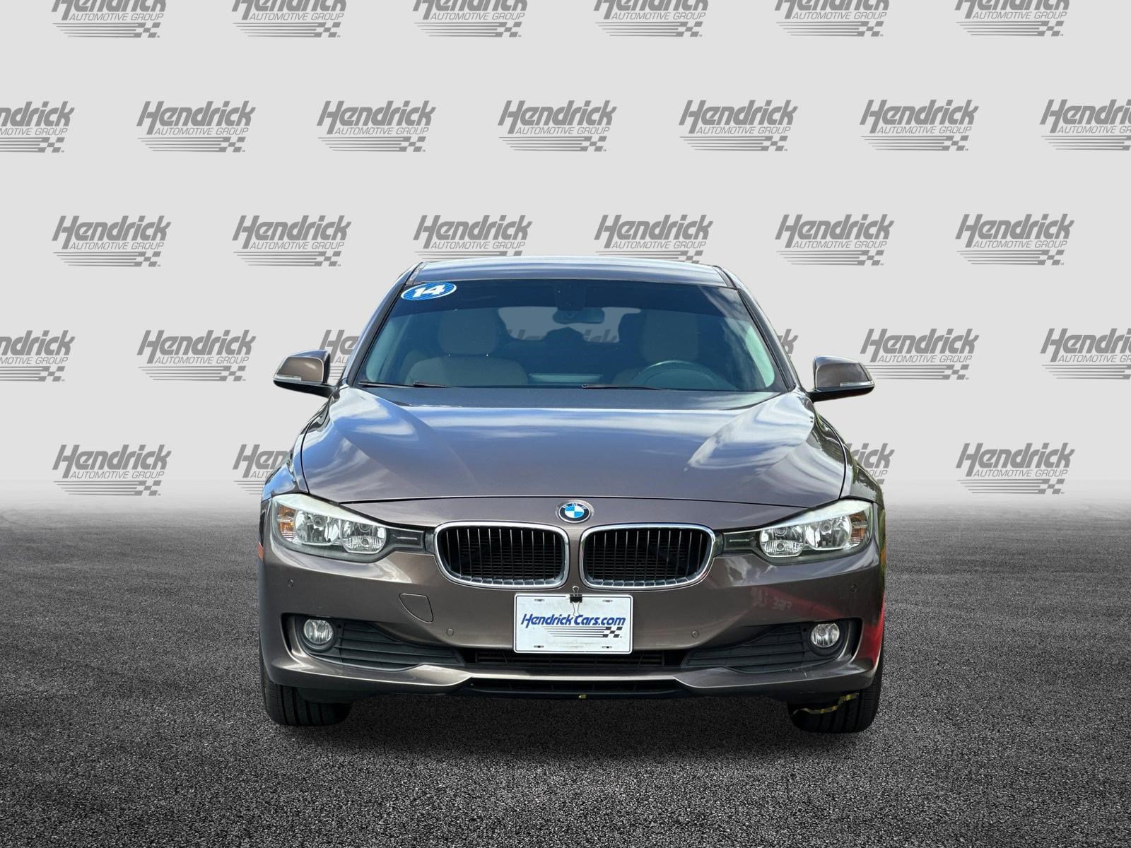 Used 2014 BMW 320i Sedan image 10