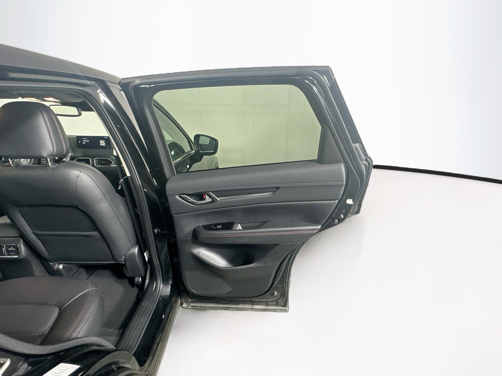 Used 2025 MAZDA CX-5 Carbon Edition AWD/4WD image 30