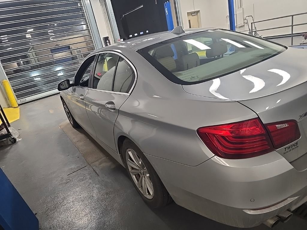 Used 2014 BMW 528i xDrive Sedan image 2