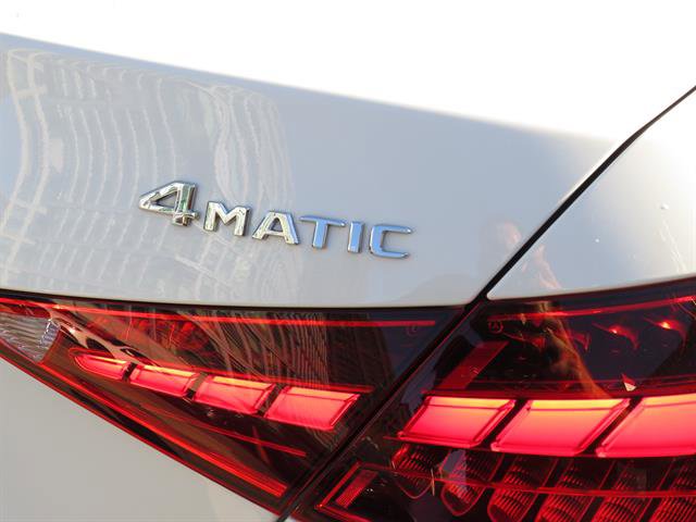 Used 2025 Mercedes-Benz C 300 4MATIC Sedan image 29