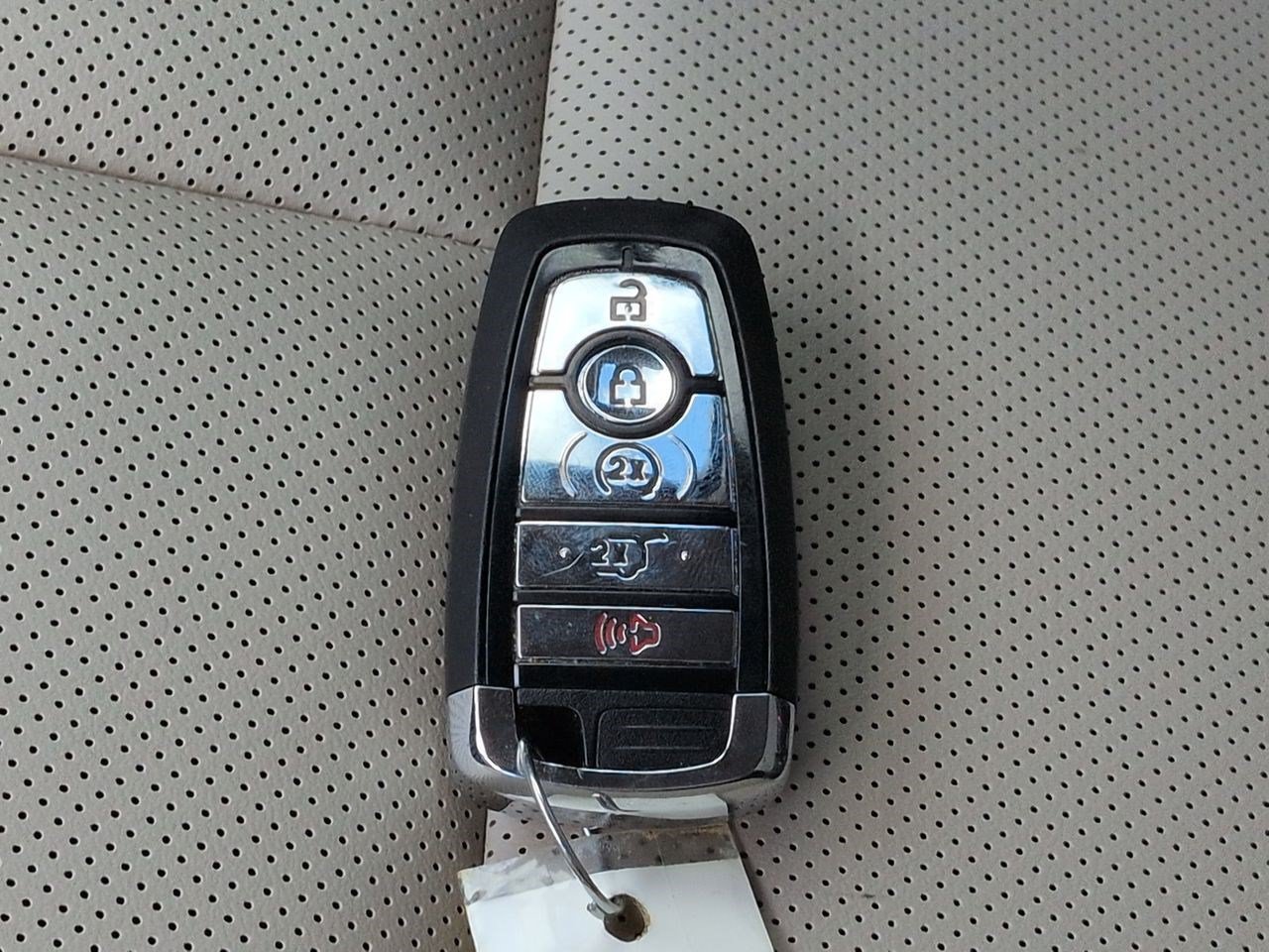Used 2026 Lincoln Corsair Premiere FWD image 29