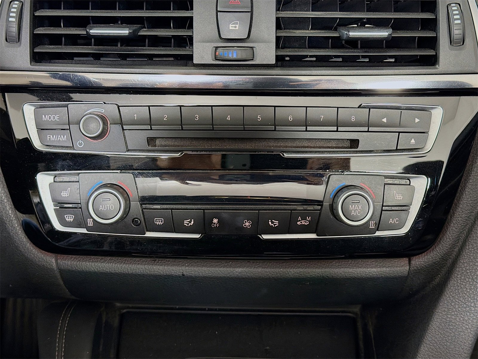 Used 2020 BMW M4 Convertible image 19