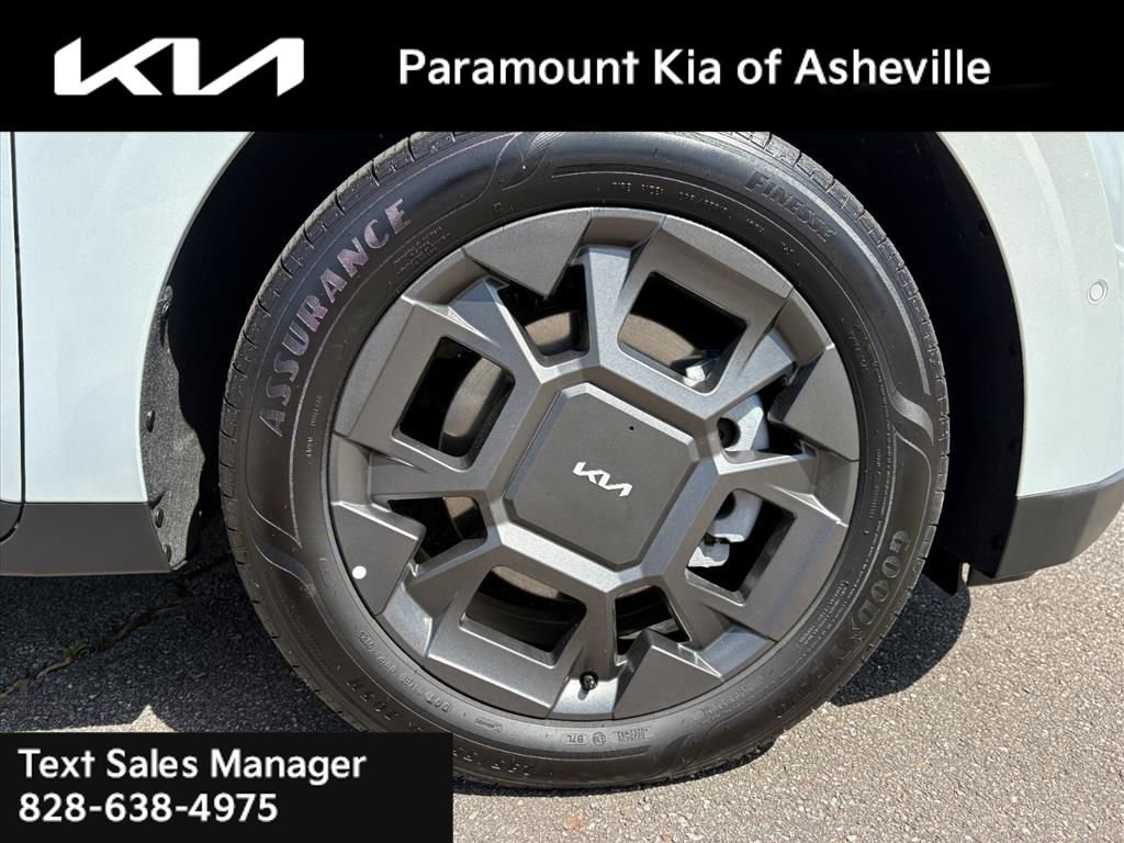 Certified 2026 Kia Carnival SX FWD image 30