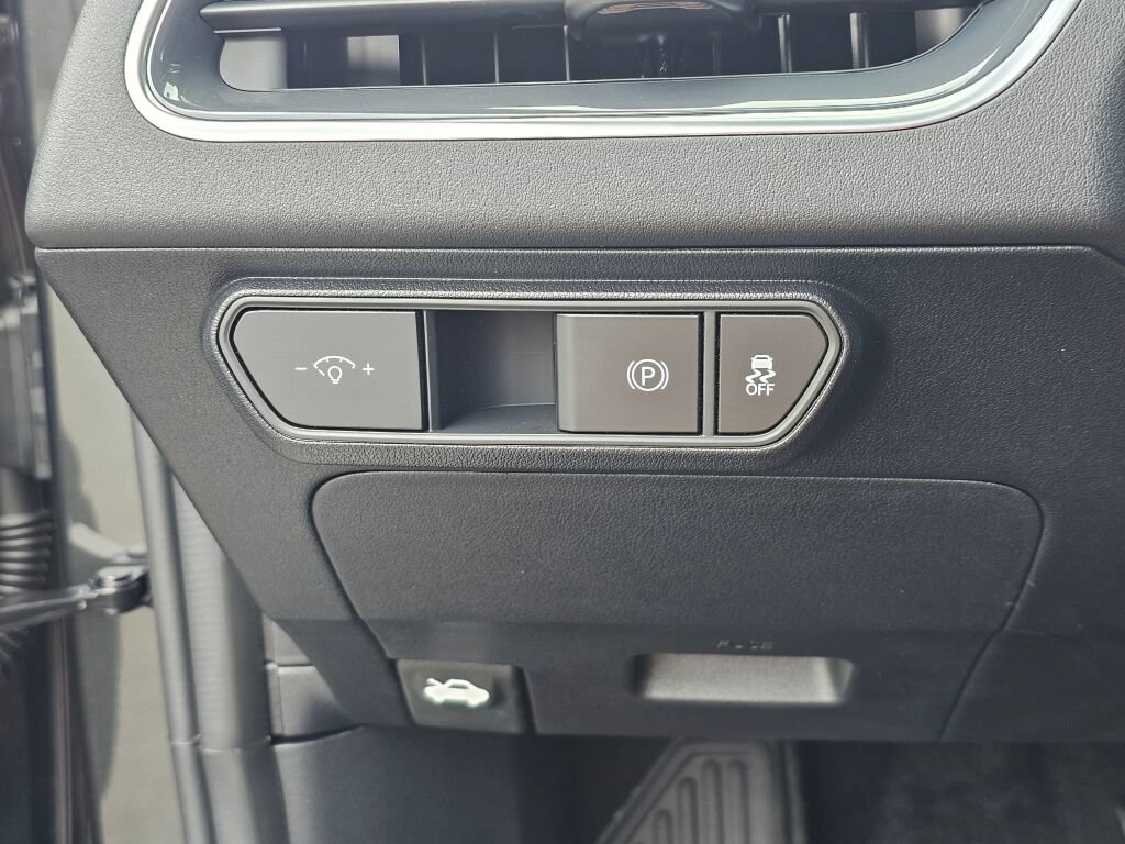 New 2026 Kia K4 GT-Line Turbo FWD image 33