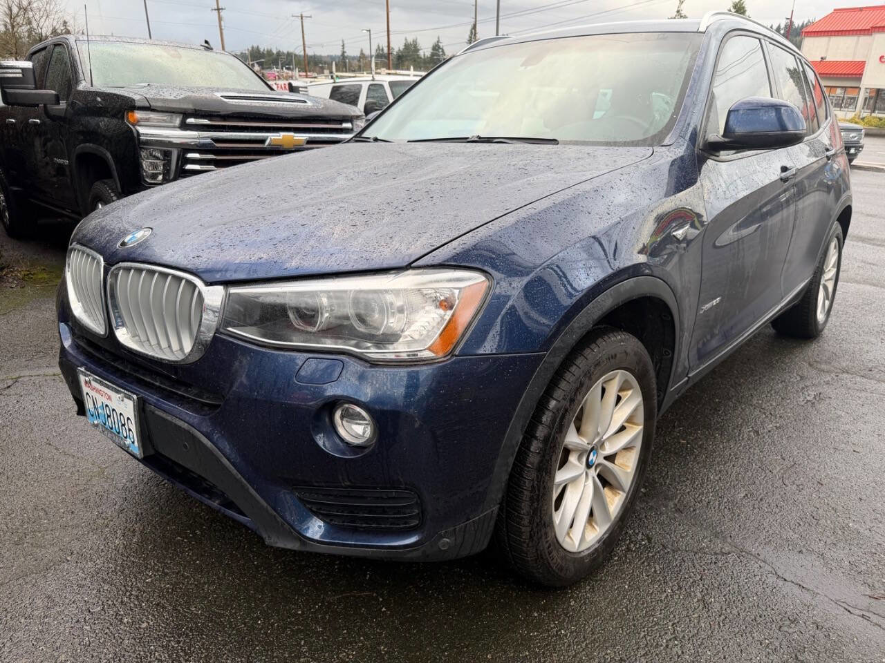 Used 2017 BMW X3 xDrive28i AWD/4WD image 1