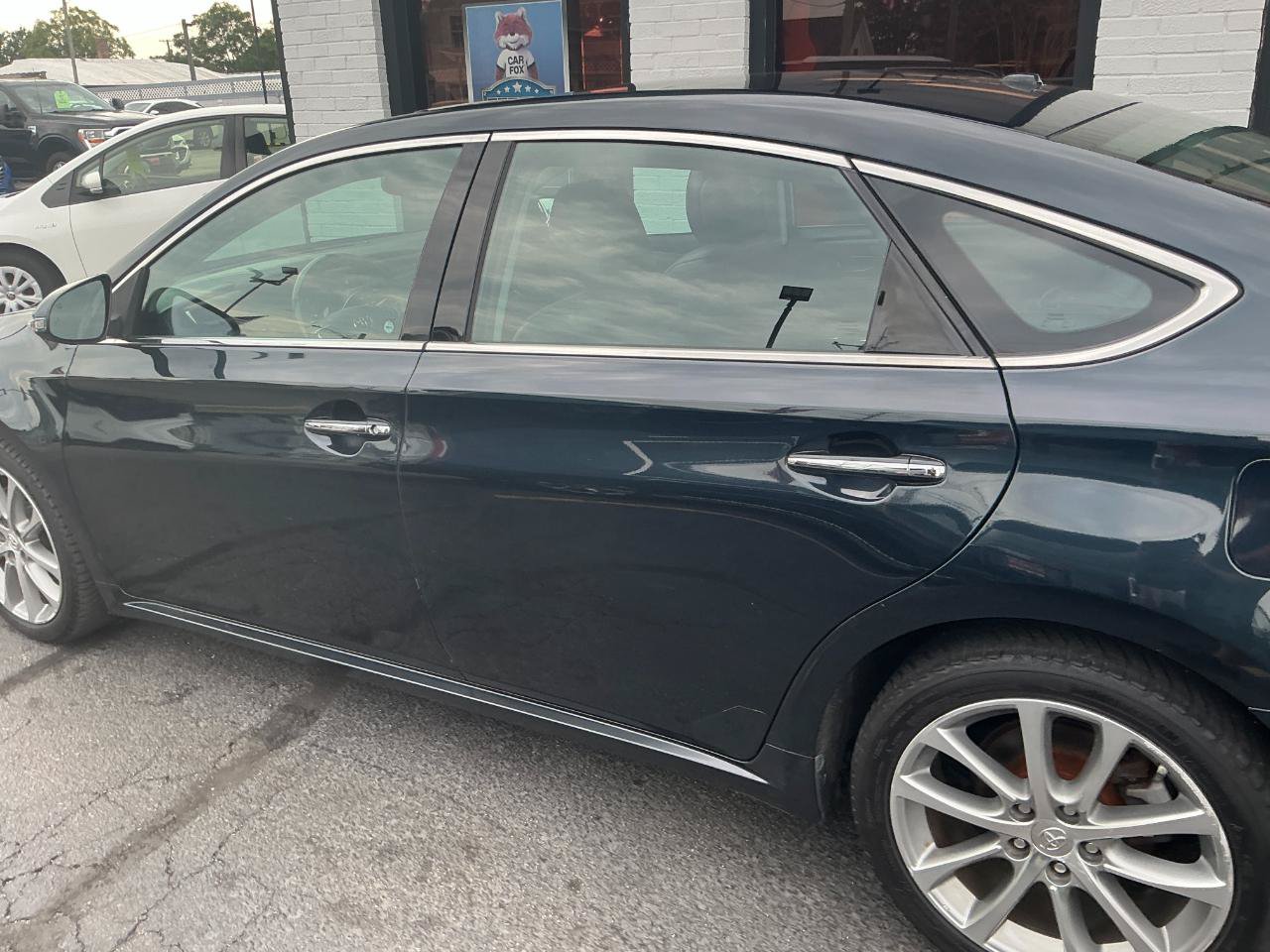 Used 2015 Toyota Avalon XLE Touring FWD image 28